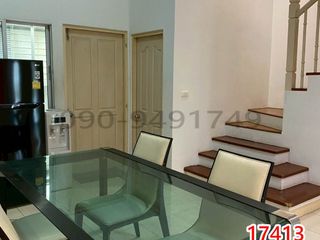 Reihenhaus zur Miete mit 3 Zimmer in Lat Phrao, Bangkok