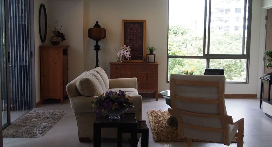 For rent and for sale 2 bedrooms condo in Watthana, Bangkok