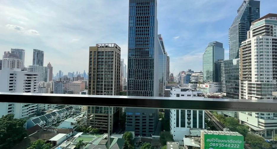 For rent 1 bed condo in Khlong Toei, Bangkok