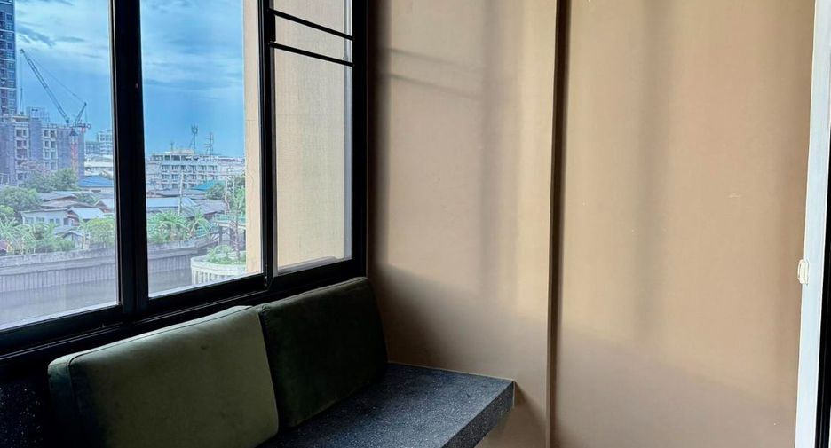 Reihenhaus zur Miete und zum Kauf mit 3 Zimmer in Khlong Toei, Bangkok