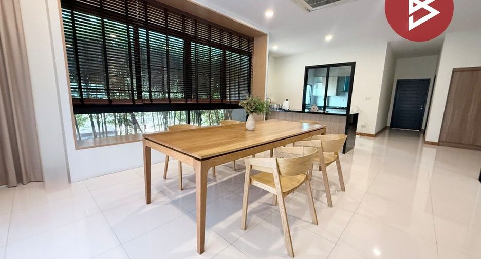 À vendre 4 chambres maison à Mueang Chon Buri, Chonburi