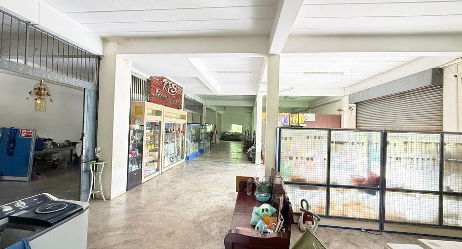 For sale 3 ベッドルーム office in Bang Len, Nakhon Pathom