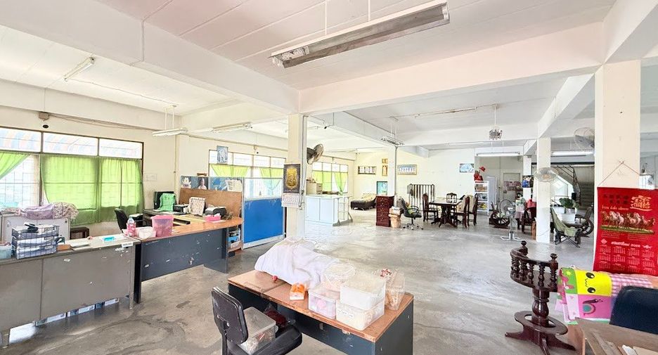 For sale 3 ベッドルーム office in Bang Len, Nakhon Pathom