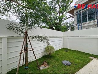 Haus zum Kauf mit 4 Zimmer in Bang Lamung, Chonburi