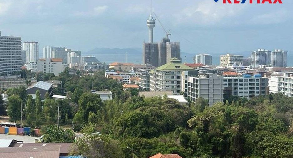 For sale 2 bedrooms condo in Pratumnak, Pattaya