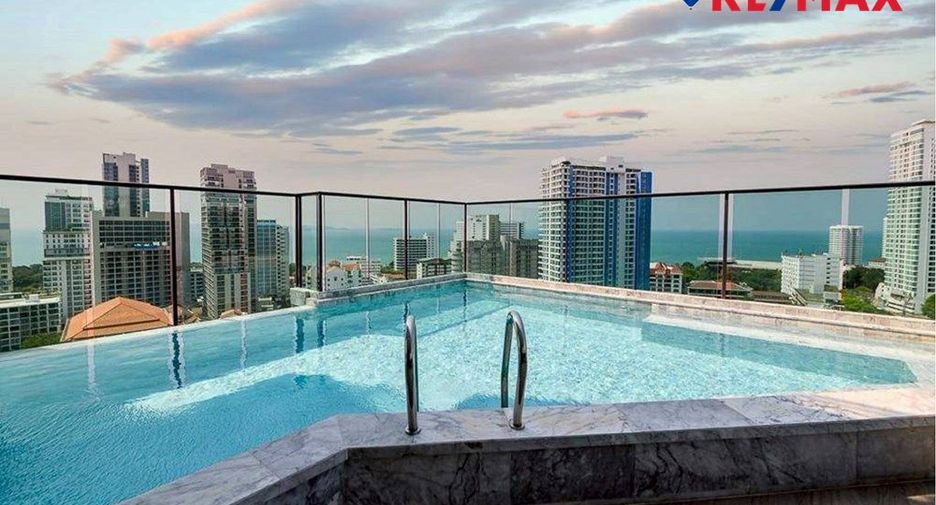 For sale 2 bedrooms condo in Pratumnak, Pattaya