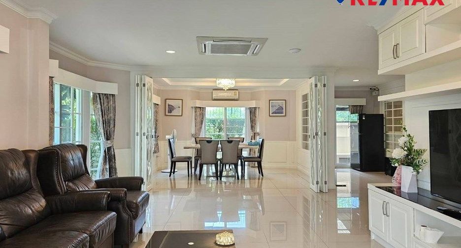 À vendre 4 chambres maison à East Pattaya, Pattaya