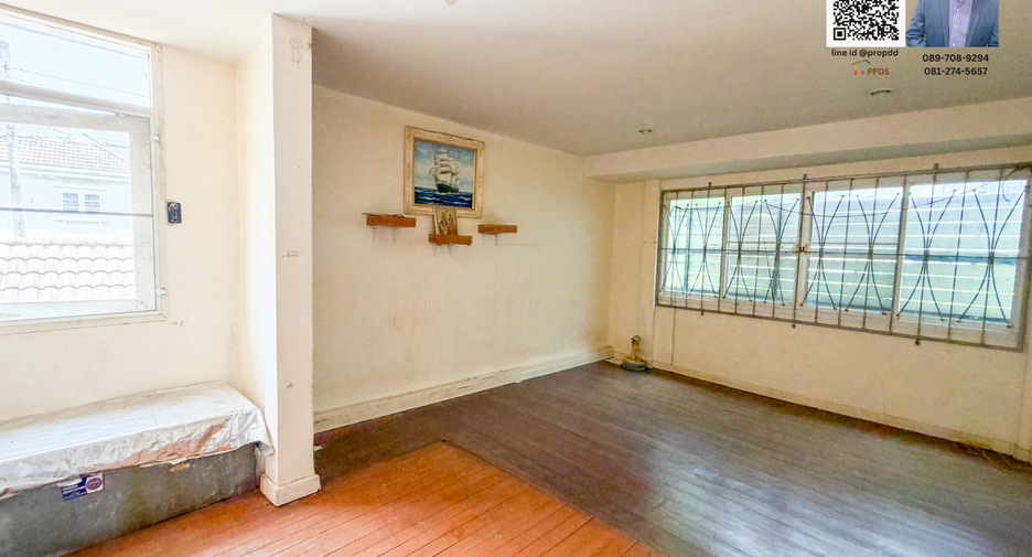 Haus zum Kauf mit 4 Zimmer in Bang Na, Bangkok