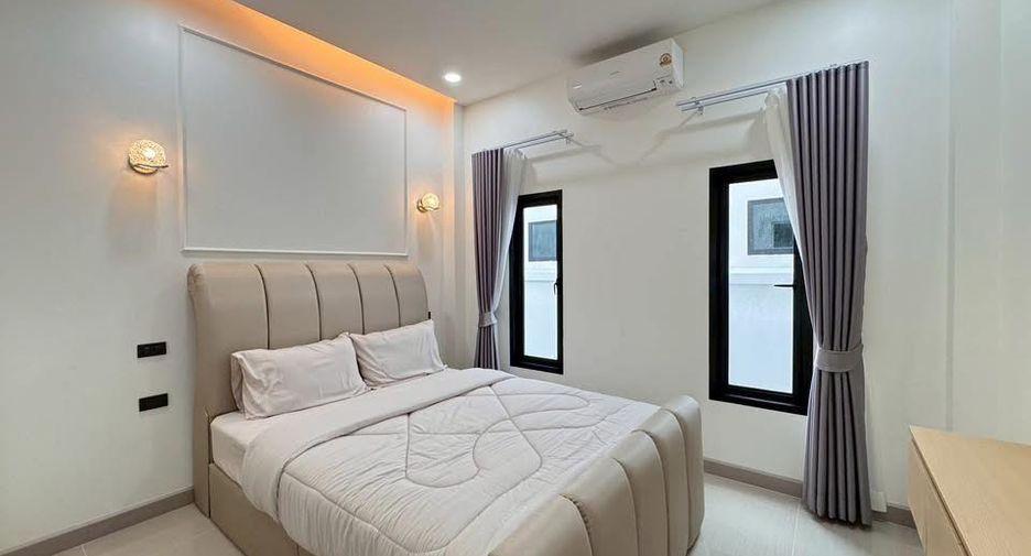 For rent 3 bedrooms house in East Pattaya, Pattaya
