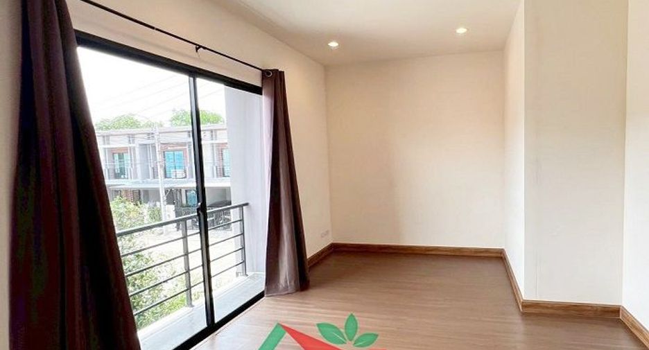 Reihenhaus zum Kauf mit 3 Zimmer in Mueang Nonthaburi, Nonthaburi