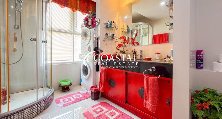 For sale 2 bedrooms condo in Jomtien, Pattaya