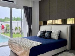 For rent 4 bedrooms villa in Bang Lamung, Chonburi