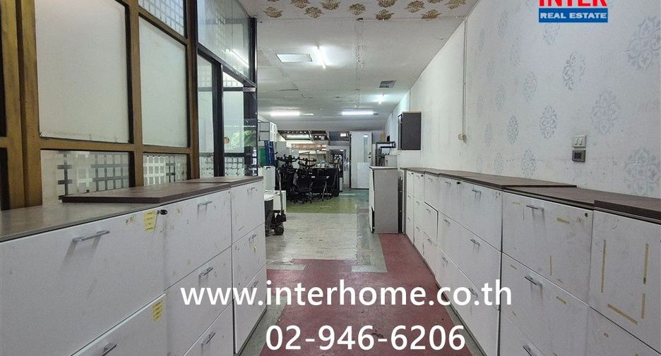 À vendre entrepôt à Huai Khwang, Bangkok