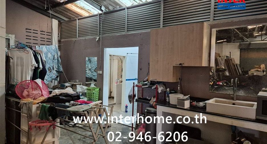À vendre entrepôt à Huai Khwang, Bangkok