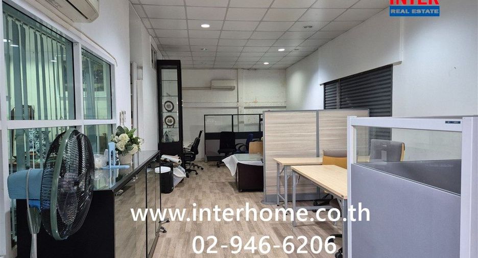 À vendre entrepôt à Huai Khwang, Bangkok