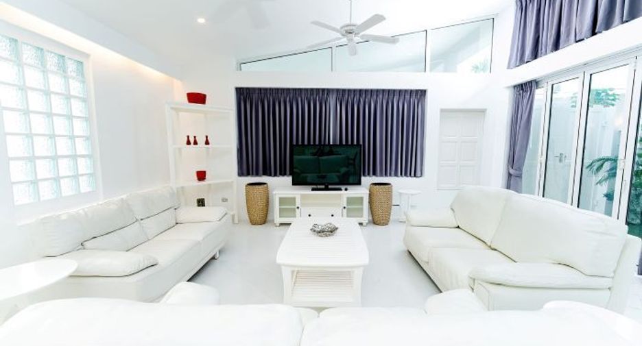 For rent 3 bedrooms villa in Thalang, Phuket