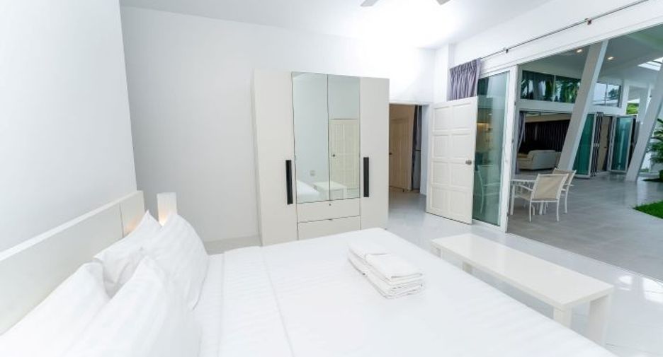 For rent 3 bedrooms villa in Thalang, Phuket