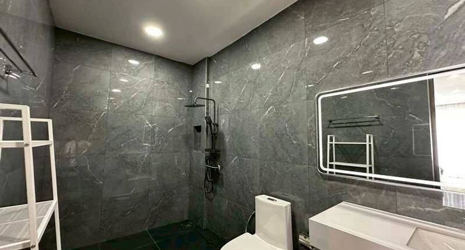 For sale 5 bedrooms house in Jomtien, Pattaya