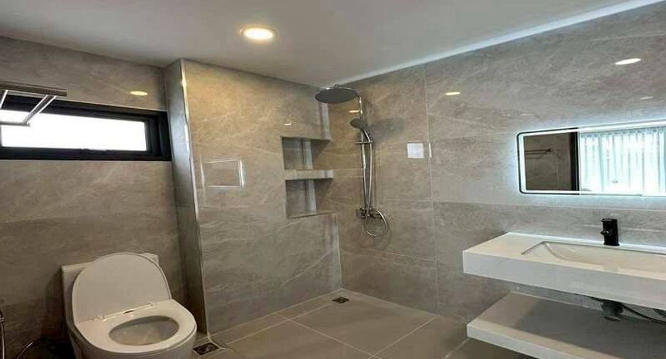 For sale 5 bedrooms house in Jomtien, Pattaya