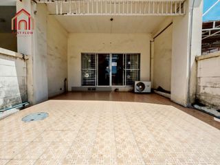 For sale 3 bedrooms townhouse in Bang Khen, Bangkok