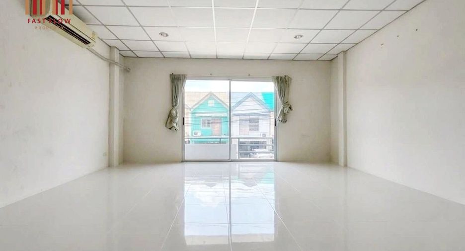 出售 3 卧室 联排别墅 在 Bang Khen, 曼谷