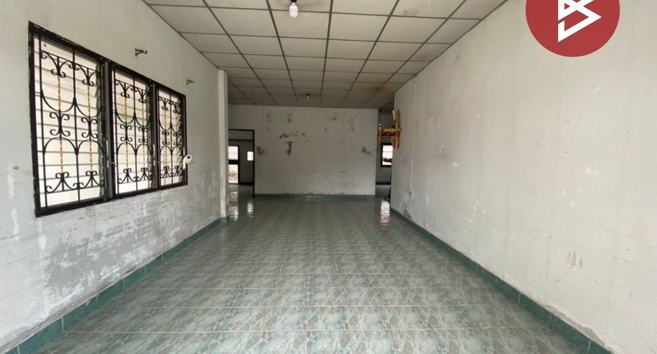 Haus zum Kauf mit 3 Zimmer in Ban Bueng, Chonburi