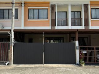 Haus zur Miete mit 3 Zimmer in Bang Lamung, Chonburi