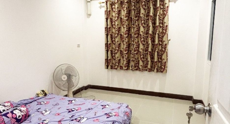 Casa adosada en venta de 2 habitaciones en Mueang Chon Buri, Chonburi