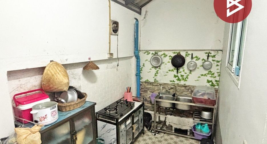 Casa adosada en venta de 2 habitaciones en Mueang Chon Buri, Chonburi