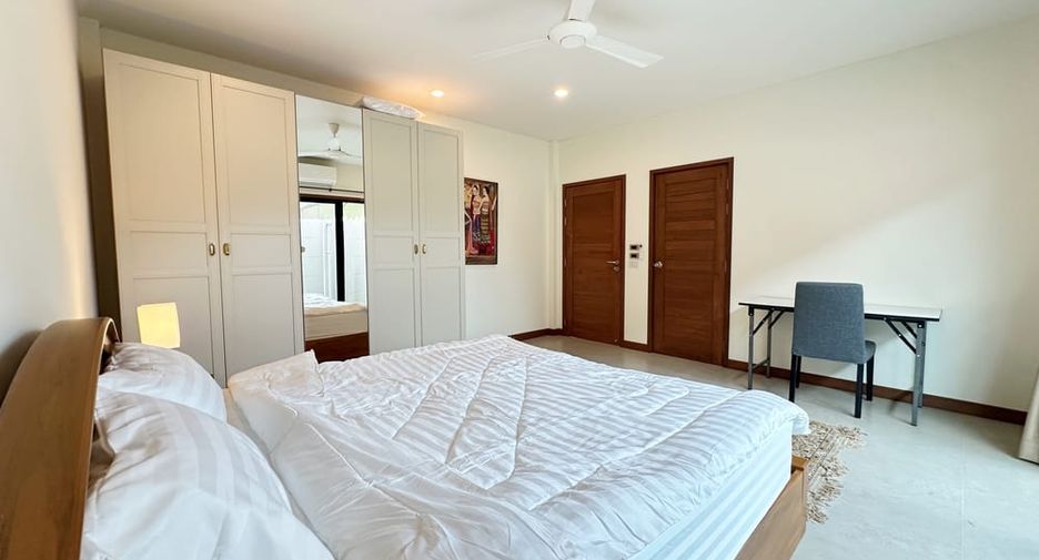 For rent 3 bedrooms villa in Huay Yai, Pattaya