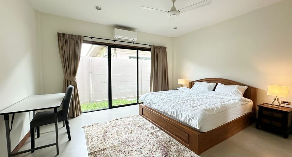 For rent 3 bedrooms villa in Huay Yai, Pattaya