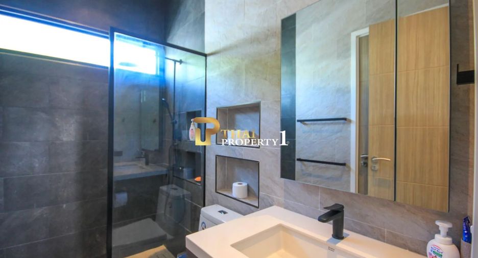 For sale 3 bedrooms villa in Hua Hin, Prachuap Khiri Khan