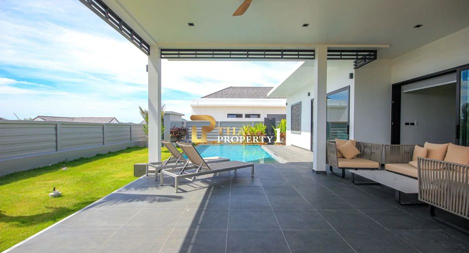 For sale 3 bedrooms villa in Hua Hin, Prachuap Khiri Khan