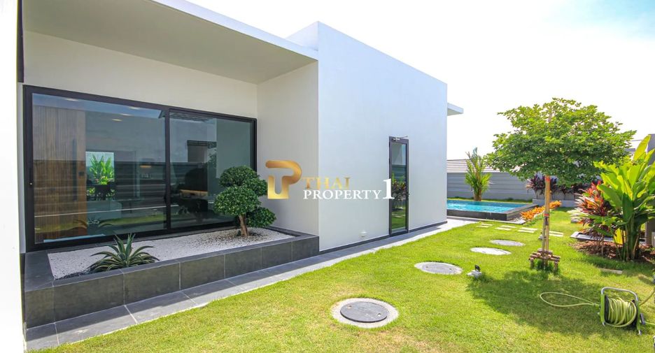 For sale 3 bedrooms villa in Hua Hin, Prachuap Khiri Khan