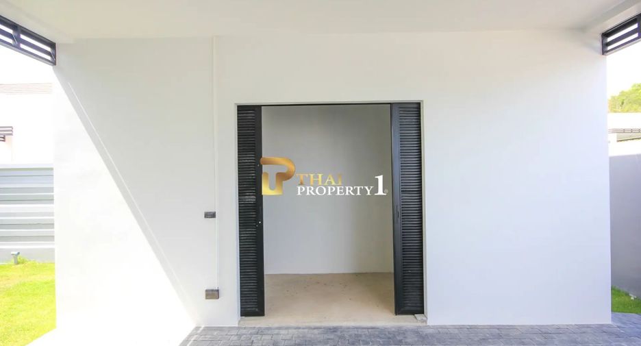 For sale 3 bedrooms villa in Hua Hin, Prachuap Khiri Khan