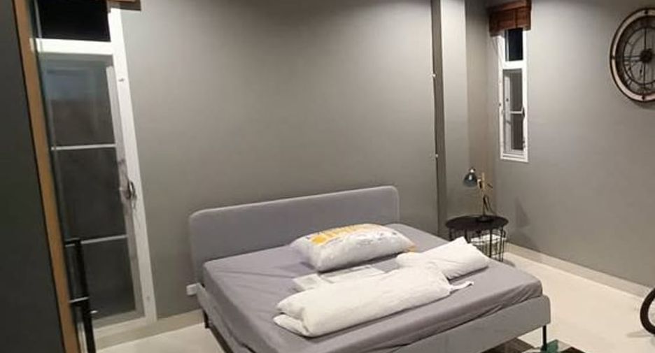 For rent 3 bedrooms villa in East Pattaya, Pattaya