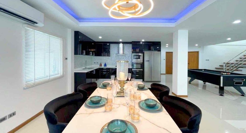 For rent 4 bedrooms villa in Jomtien, Pattaya