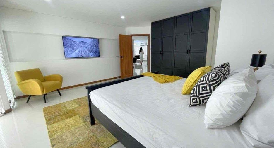 For rent 4 bedrooms villa in Jomtien, Pattaya
