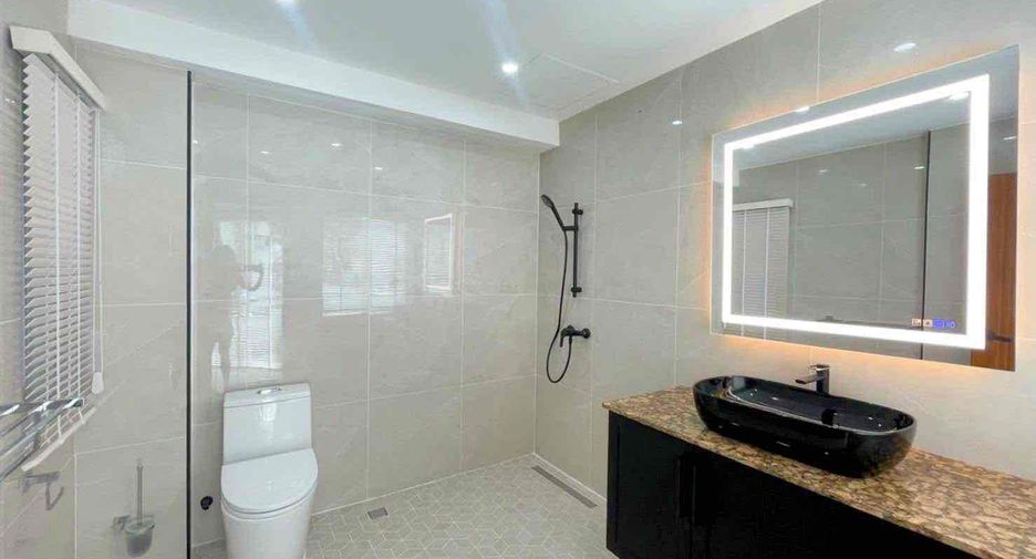 For rent 4 bedrooms villa in Jomtien, Pattaya