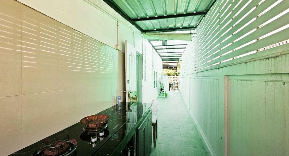 For sale 3 bedrooms house in Saphan Sung, Bangkok