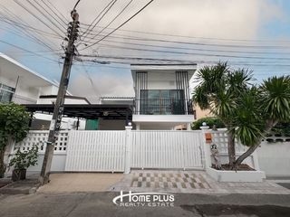 For sale 3 bedrooms house in Saphan Sung, Bangkok