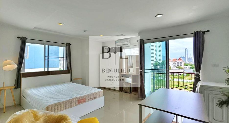 For rent studio condo in Jomtien, Pattaya