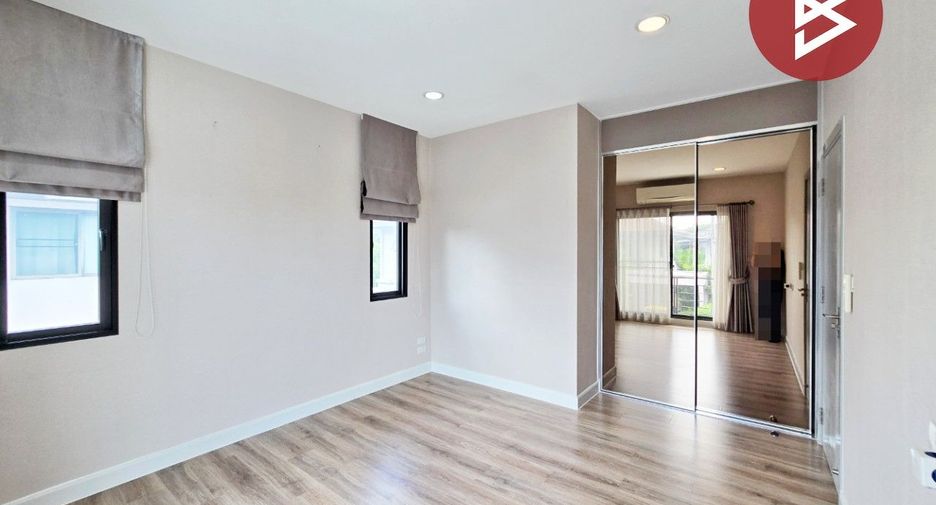 For sale 3 bedrooms house in Sai Mai, Bangkok