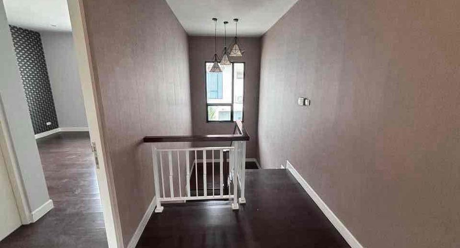 For rent 4 bedrooms house in Lam Luk Ka, Pathum Thani