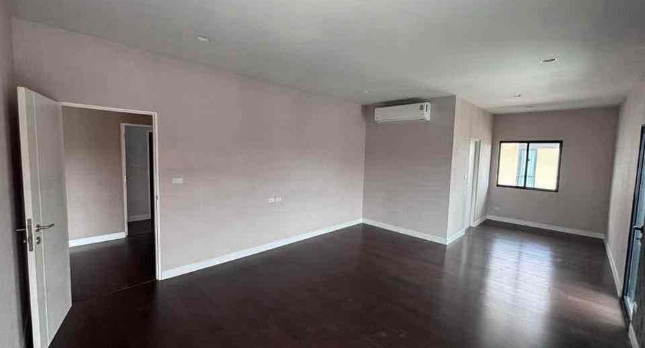 For rent 4 bedrooms house in Lam Luk Ka, Pathum Thani