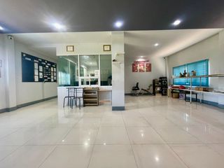 For sale 6 ベッドルーム house in Ban Phai, Khon Kaen