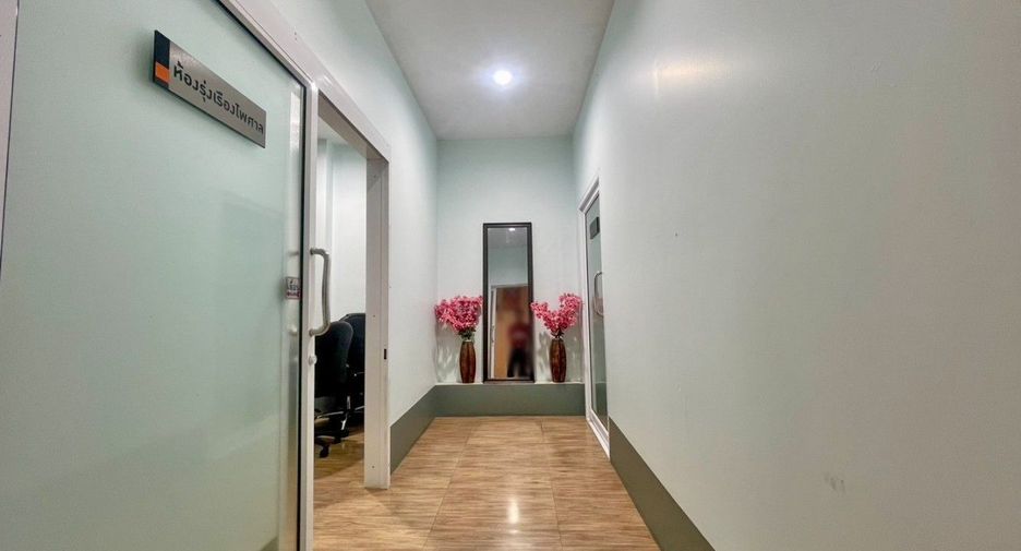 For sale 6 ベッドルーム house in Ban Phai, Khon Kaen