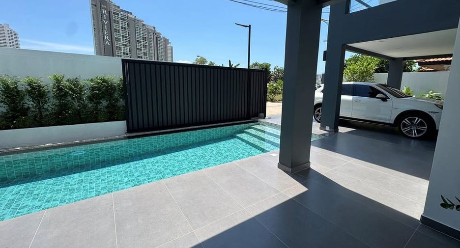 For sale 6 bedrooms villa in Jomtien, Pattaya