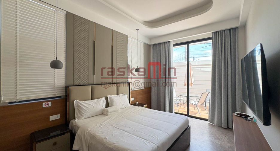 À vendre 5 chambres villa à North Pattaya, Pattaya