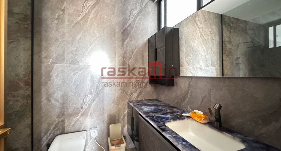 À vendre 5 chambres villa à North Pattaya, Pattaya